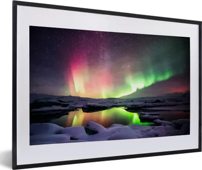 Produktbild von MuchoWow® MuchoWow® Gerahmtes Poster Nordlichter - Schnee - Island 60x40 cm - Poster mit zchwarzem Bilderrahmen - Schlafzimmer - Plakat in Rahmen - Drucken