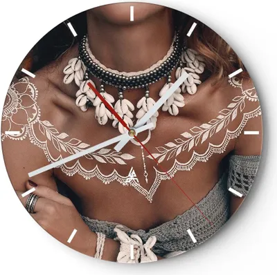 Produktbild von Wanduhr - Rund - Glasuhr - Frau ethnisch Stamm - 30x30cm - Schleichendes Uhrwerk - Lautlos - zum Aufhängen bereit - Dekoration Modern - Wanddekoration aus Glas - C3AR30x30-5130