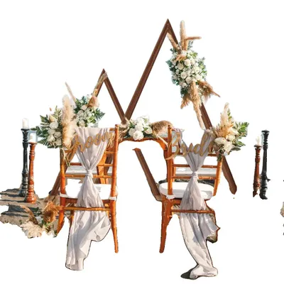 Image de Arc de mariage triangulaire en bois, bois carbonisé, montage facile , bois carbonisé, XXL