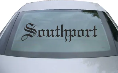 Produktbild von Indigos UG - Aufkleber Heckscheibe & Motorklappe DE6672 - schwarz - 600x150 mm - Soathport - Auto Scheiben Fenster Heckklappe Tuning Racing JDM - Die cut