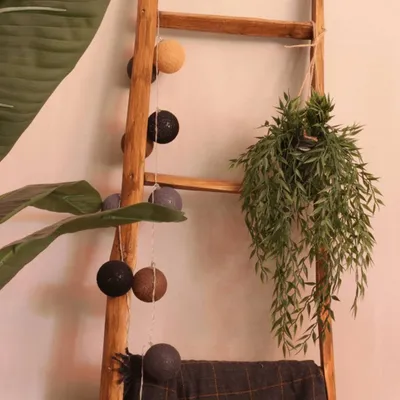 Produktbild von Szmaragdowa sztuczna roślina bambusowa wisząca w doniczce 50 cm
