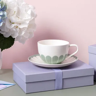 Produktbild von Villeroy & Boch Fleur Cappuccino-Untertasse Set 6 Stück - Art.-Nr. 1045501250 - EAN 4057743198309
