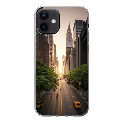Produktbild von MuchoWow® Handyhülle Schutzhülle Hülle für iPhone 12 New Yorker Straße am Morgen Silikon Softcase Handy Hülle - Schutzhülle