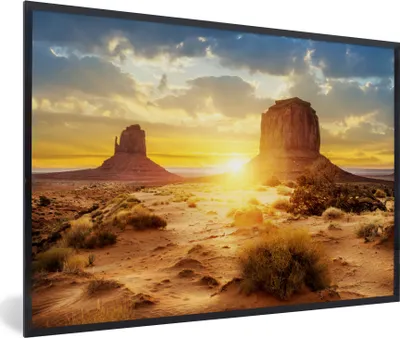 Produktbild von MuchoWow® Gerahmtes Poster Sonnenuntergang - Felsen - Landschaft - Horizont 90x60 cm - Poster mit Schwarzem Bilderrahmen Wandposter Rahmen Foto Bilder - Fotorahmen - Foto-Plakat