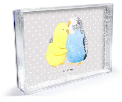 Produktbild von Mr. & Mrs. Panda Bilderrahmen Wellensittich Liebe - Grau Pastell - Geschenk, wohnaccessoire, glücklich, Umarmung, Vögel, Fotorahmen, Acrylrahmen, Freundin, Verknallt