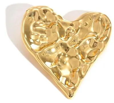 Image de Deux bijoux t extravagants en forme de cœur, des broches anciennes en acier inoxydable, un cadeau exceptionnel pour la fête des Mères en acier inoxydable.