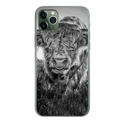 Produktbild von MuchoWow® Handyhülle Schutzhülle Hülle für iPhone 11 Pro Max Schottischer Highlander - Schwarz und Weiß Silikon Softcase Handy Hülle - Schutz