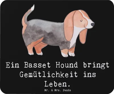 Produktbild von Mr. & Mrs. Panda Mouse Pad Basset Hound Gemütlichkeit - Schwarz - Geschenk, Hunderassen Vielfalt, Wohlbefinden, sanftmütiger Hund, laptop mousepad, Hunderasse, Sofa, pc