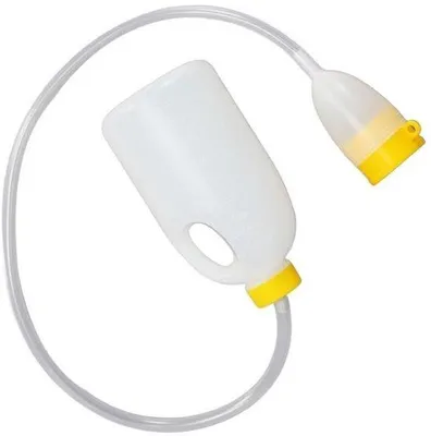 Produktbild von Hochkaraktaristisches Urinbecken, 90 cm lange Urinrohr und großes Urinfass.