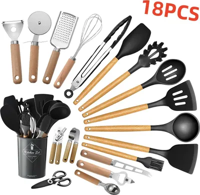 Produktbild von Küchenutensilien Set mit 18 Teilen, Holzgriffen, Edelstahl Schneebesen, Backzubehör, Pizzawerkzeug und Käsemesser – Alles für Ihre Küche in einem Set.