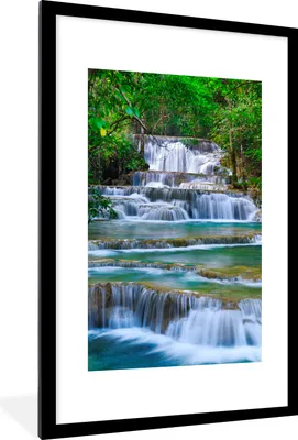 Produktbild von MuchoWow® Gerahmtes Poster Wasserfall - Bäume - Natur - Dschungel 60x90 cm - Poster mit Schwarzem Bilderrahmen Wandposter Rahmen Foto Bilder - Dekoration - Wandposter Wohnzimmer - Hochwertig
