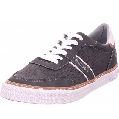Image de Chaussures basses homme Mustang grises, taille 43