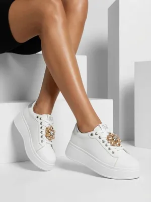 Produktbild von Sportliche Damen-Sneakers auf der Flowers Power Plattform, Größe 39