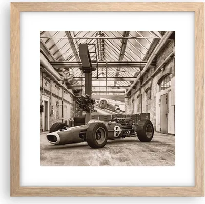 Produktbild von Gerahmtes Poster - Rahmen in heller Eiche - Formel 1 Rennen Retro - 30x30 cm - Wand Bild - Wanddeko - Wandbilder - Kunstposter - Wandposter - Bilderrahmen - Bilder - Kunstdruck - P2NAC30x30-4918