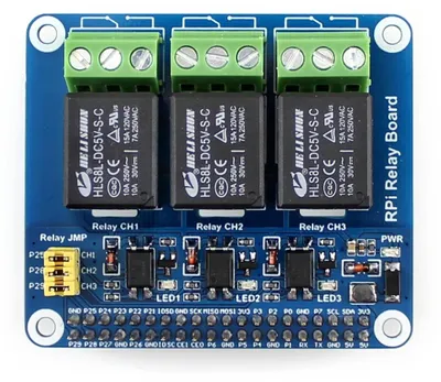 Productafbeelding van Waveshare RPi Relaisbord, met 3-wegs relaisbesturing, met een 40-pins GPIO-uitbreidingsaansluiting, compatibel met Raspberry Pi-series boards, gebruikt om met de Pi apparaten met hoge spanning/stroom te bedienen