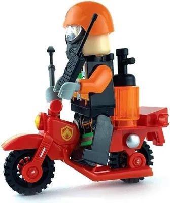 Obrázek produktu pro Figurka hasiče + motorka a další příslušenství.