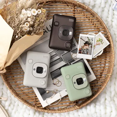 Produktbild von Fujifilm instax mini LiPlay dunkel bronze