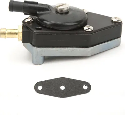 Productafbeelding van Brandstoffpomp met afdichting, artikelnummer 433387, zwart, een krachtige vervanging voor Johnson Evinrude motoren van 20 pk, bouwjaar 1985-1989