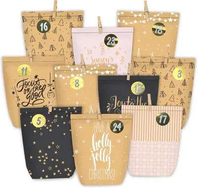 Immagine prodotto di Calendario dell'Avvento da riempire: 24 sacchetti di carta a tema natalizio con adesivi numerati per creare il proprio calendario personalizzato