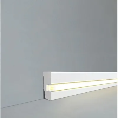 Produktbild von Sockelleiste MDF 16 x 40 Weiß RAL 9016 Foliert Fußleiste