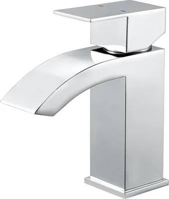 Productafbeelding van Stijlvolle RVS watervalmengkraan voor bad, met chroomafwerking
