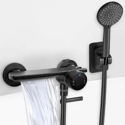 Produktbild von Unyqoos® Schwarze Badewannenarmatur mit Wasserfall-Auslauf und Handbrause, Wandhalter, Messing, 1,5 m PVC-Schlauch, Montageabstand 13,5–17 cm