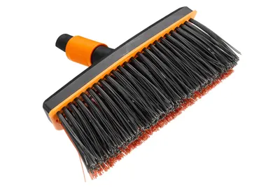 Obrázok produktu pre Fiskars Metla Univerzálna 135532
