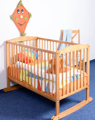 Produktbild von Babywiege Kiefer massiv Vollholz Erlefarben 104, inkl. Lattenrost - 60 x 120 cm (B x L)