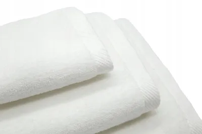 Produktbild von VITALHOME Hotel Handtuch Rein Baumwolle 70x140 cm Weiß 500g