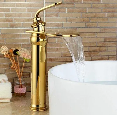 Produktbild von Antiker Messing-Wasserhahn – Einhebel-Wasserhahn