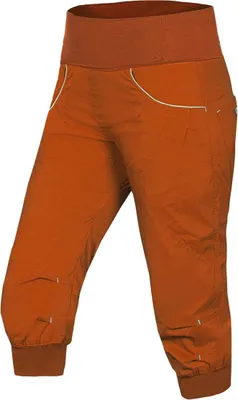 NOYA ECO Shorts von Ocun in Orange mit elastischem Bund und Taschen; ideal für Klettern und Bouldern.