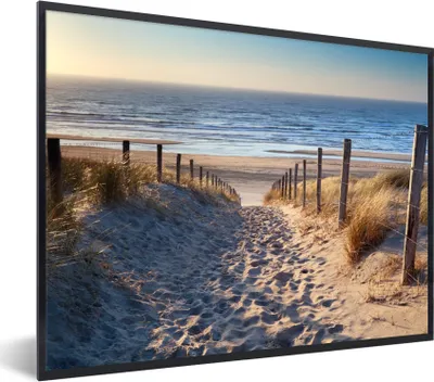 Produktbild von MuchoWow® Gerahmtes Poster Strand - Meer - Niederlande - Dünen - Sonne 80x60 cm - Poster mit Schwarzem Bilderrahmen Wandposter Rahmen Foto Bilder - Schwarzem - Mit Gestell