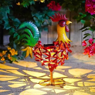 Produktbild von Metallene Wasserhahn Gartenfiguren mit Solarlichtern Gartendekoration wetterfest: Wasserhahnfiguren mit solarbetriebenem Lichterkette dekorative Skulptur lustige Geschenke für Männer/Frauen/Mama