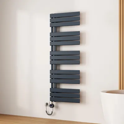 Zdjęcie produktu dla Elektryczny grzejnik ręcznikowy, antracytowy - 800 wat - 132 x 50 cm - stal nierdzewna - ogrzewanie łazienkowe