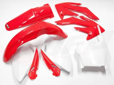 Productafbeelding van UFO PLAST verkleedingset, 7-delig. Kunststof verkleedingset voor Honda CRF R 250cc, bouwjaar 2006 - 2007, kleur: rood / wit