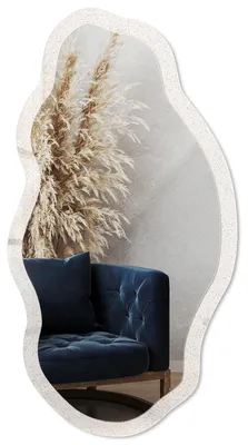 Produktbild von Dekorativer Wandspiegel mit Print, organische asymmetrische Form, 90x45 cm, moderner Designspiegel für Wohnzimmer, Flur und Schlafzimmer - Subtile Eleganz, KI-generiertes Bild