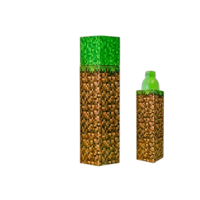 Zdjęcie produktu dla Kids Euroswan | Butelka do picia Minecraft Dirt - 650 ml - Wytrzymałe aluminium - Idealna dla małych fanów