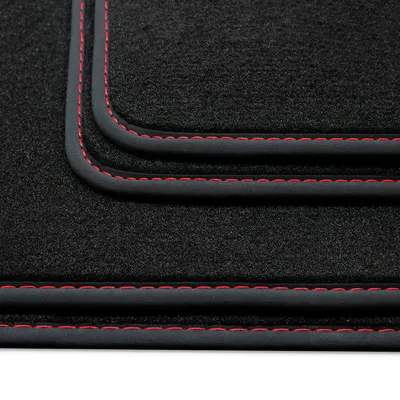 Produktbild von Velours Fußmatten passend für BMW X2 U10 sDrive ab Bj. 12/2023- Deluxe Velours, Naht:Rot