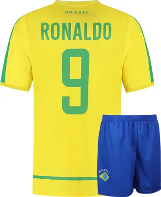 Produktbild von Brazilien Fußball Trikot Set Heim Ronaldo - WM 2002 - Kinder und Erwachsene - 140