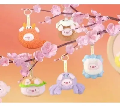 Zdjęcie produktu dla Komansi, breloczki do kluczy, mini figurki "GeeGeePig" z pluszu, zestaw 6 sztuk