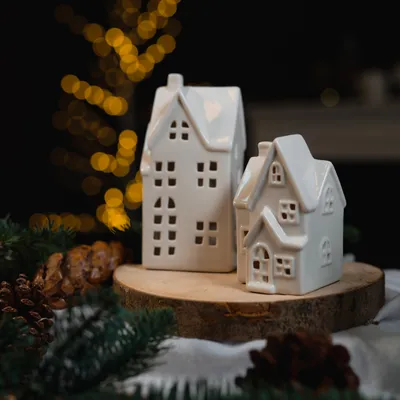 Produktbild von Keramik LED Haus - Lichthaus weiß glänzend 2er Set
