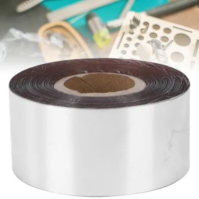 Obrázek produktu pro Fólie pro horkou ražbu - elektrolytická hliníková fólie ve stříbrné barvě, šířka 3 cm, 120 m v roli, ideální pro DIY dekorace na kůži, textil a obaly
