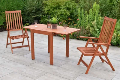Produktbild von Merxx Gartenmöbel Set Vitoria 3tlg., 2 Klappsessel, 1 Ausziehtisch 65 (130) x 70 cm - Eukalyptus