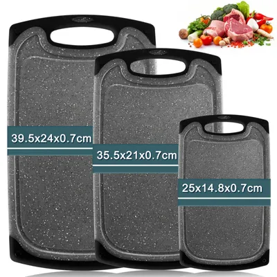 Produktbild von Schneidebrett-Set aus Kunststoff, 3-teilig, mit Saftrille und rutschfester Silikonauflage, schwarzes, antibakterielles Schneidebrett/Frühstücksbrett aus Kunststoff, BPA-frei, spülmaschinenfest