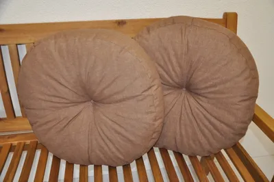 Obrázek produktu pro Polštář kulatý velký hnědý set 2 kusy