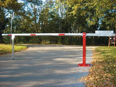Produktbild von Wegeschranke mit Gegengewicht und Pendelstütze, für Vorhangschloss 3000 mm