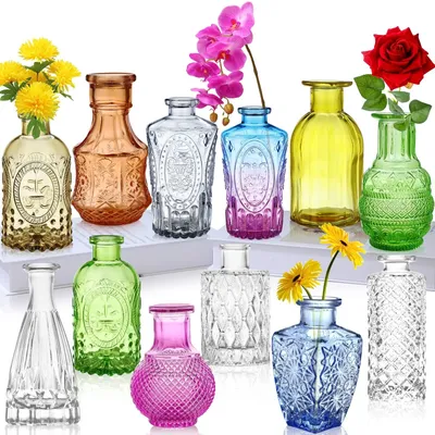 Productafbeelding van Set van 12 glazen bloemenvaasjes met een vintage design