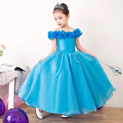 Produktbild von Elsa Kostüm Set von 9 - Handschuhe - Upgrade Prinzessinnen Tiara Zopf - Magischer Zauberstab und Krone Kleid für Fest - Weihnachten - Karneval - Geburtstag (Blau-9)