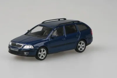 Zdjęcie produktu dla Skoda Octavia II Combi (2004) - Niebieski głęboki metalik ABREX 1:43