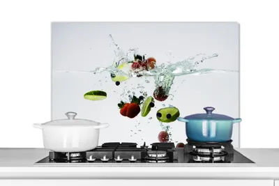 Produktbild von KitchenYeah®  Spritzschutz Küche - Küchenrückwand - Wandschutz für Herd und Spüle - Obst - Wasser - Limette 90x60 - Alu-Dibond (Alternative zum Spritzschutz aus Glas) - Hitzebeständig - Herdspritzschu